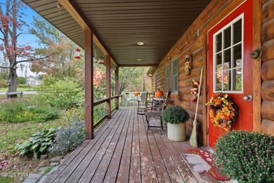 **MOTIVATED SELLERS** Welcome to this cozy 3-bedroom, 1-bathroom