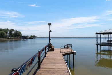 Welcome to your waterfront retreat on Cedar Creek Lake in the - photo 6