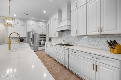 Welcome to 203 Old Bluff Drive - an extraordinary luxury estate - photo 3