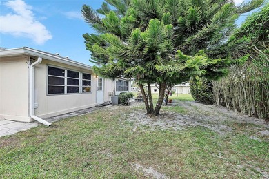 Welcome to your dream home! Fully remodeled 2/2 villa, in the - photo 15