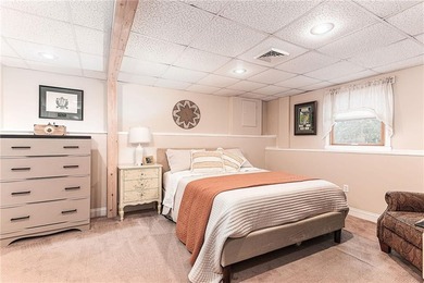 Are you looking for a new home with nothing to do but move in? - photo 27
