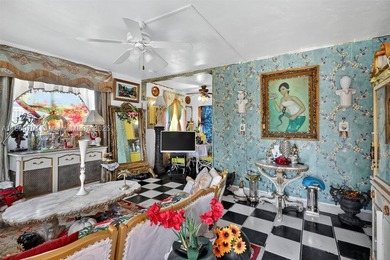 This charming single-family 2-bedroom, 1-bath home has - photo 5