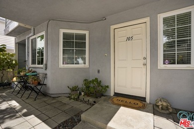 Welcome to this bright and stylish corner-unit 2-bedroom, 2-bath - photo 3