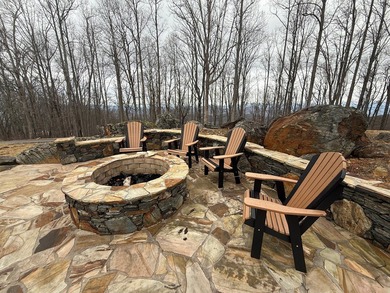 Follow your dreams to this exceptional mountain-view homesite in