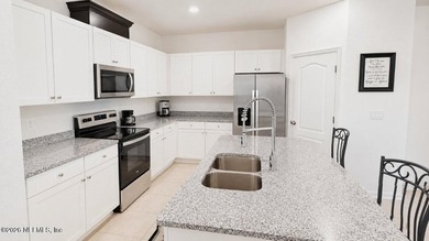 THIS MOSTLY FURNISHED HOME comes with all furniture, lamps, and - photo 7
