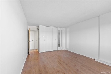 BACK TO MARKET!!! SHOW & SELL! Welcome to 2 Bay Club Drive, Apt - photo 10