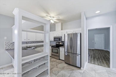 Welcome home to this well-maintained 2-bedroom, 2-bath home - photo 10