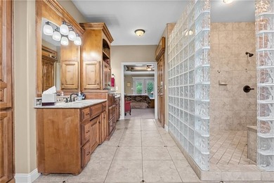 Welcome to your own private retreat nestled on 5.67 breathtaking - photo 34