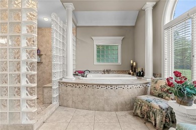 Welcome to your own private retreat nestled on 5.67 breathtaking - photo 35