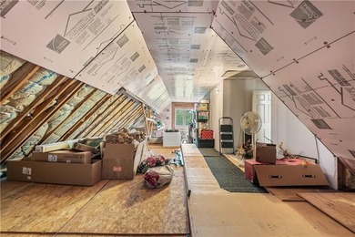 Welcome to your own private retreat nestled on 5.67 breathtaking - photo 47