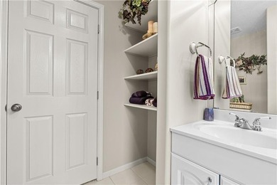 Welcome to your own private retreat nestled on 5.67 breathtaking - photo 50