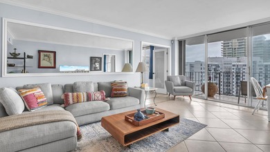 Lower waterfront penthouse with incredible Palm Beach ocean and - photo 11