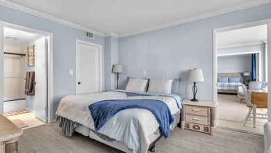 Lower waterfront penthouse with incredible Palm Beach ocean and - photo 18