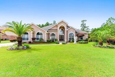Location !!! Location !!! Location !!!! This Beautiful Floridian - photo 1