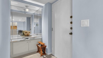 Lower waterfront penthouse with incredible Palm Beach ocean and - photo 22