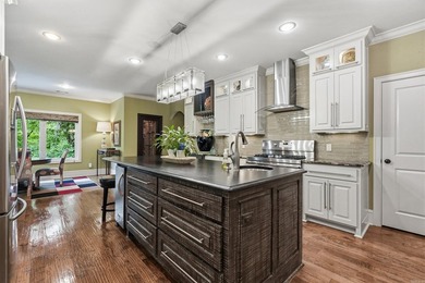 Welcome to Winthrop Point in sought-after Woodlands Edge! This - photo 13
