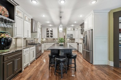 Welcome to Winthrop Point in sought-after Woodlands Edge! This - photo 16