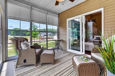 Enjoy easy main-level living in this beautifully maintained - photo 21