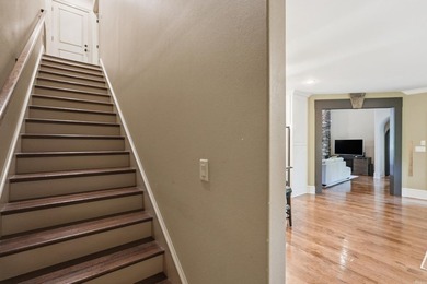 Welcome to Winthrop Point in sought-after Woodlands Edge! This - photo 28