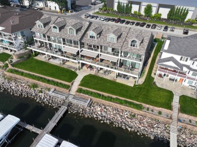 Lake Condo For Sale in Okoboji, Iowa