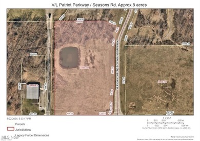 This prime commercial property offers a strategic location on - photo 2
