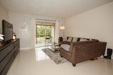 Welcome to this thoughtfully designed two-bedroom, two-bathroom - photo 7