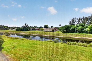 Welcome to this impeccably maintained 2 bedroom, 2 bathroom - photo 3