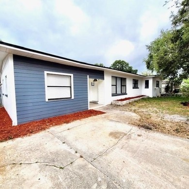 Welcome to a charming opportunity you won't want to miss! This - photo 4