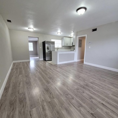 Welcome to a charming opportunity you won't want to miss! This - photo 5