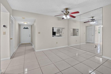 Welcome to this impeccably maintained 2 bedroom, 2 bathroom - photo 10