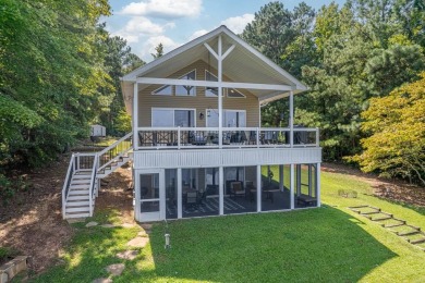 Lake Sinclair Home For Sale in Sparta Georgia