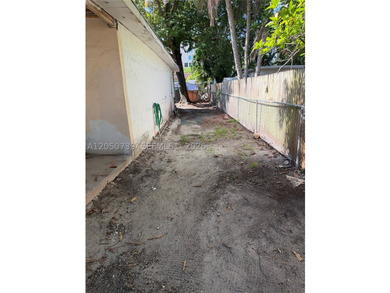 Exceptional opportunity for builders, investors, and visionary - photo 3