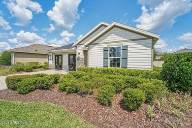 TOUR THIS STUNNING FORMER MODEL HOME TODAY! This home includes 3 - photo 1