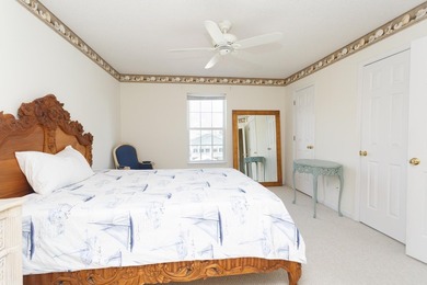 Very nice 4 Bedroom/4 Bath raised beach home only three blocks - photo 18