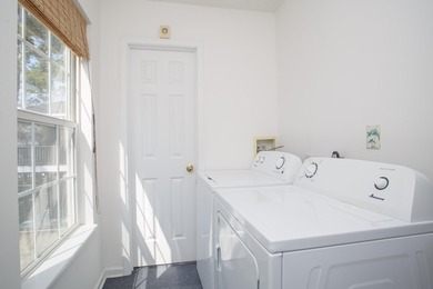 Very nice 4 Bedroom/4 Bath raised beach home only three blocks - photo 21