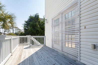 Very nice 4 Bedroom/4 Bath raised beach home only three blocks - photo 25