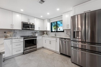 Lake Condo For Sale in Delray Beach, Florida