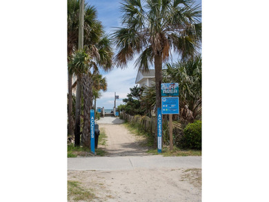 Very nice 4 Bedroom/4 Bath raised beach home only three blocks - photo 37