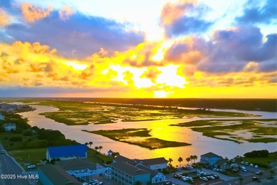 Stunning 4BR/4.5BA Ocean Isle Beach Island Home - Private