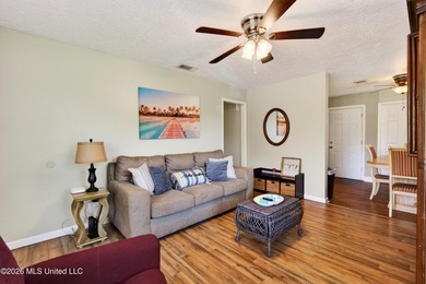 Coastal charm just one block from the beach! This 3 bedroom, 1 - photo 10