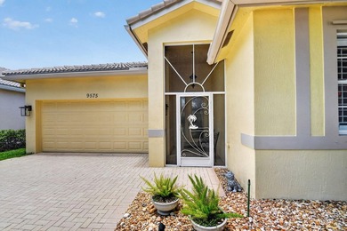 Welcome to 9575 Sandpiper Shores Way in the sought-after - photo 5