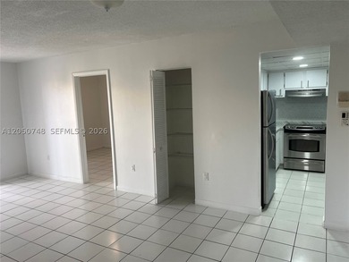 Excellent Opportunity! 2-Bedroom, 2-Bath Condo in a Prime - photo 8