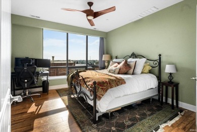 **PRICE IMPROVEMENT**Enjoy the best of Downtown in this