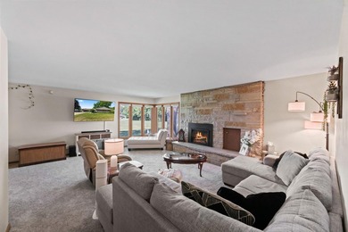 Live your BEST life in this Oconomowoc ranch. Nothing beats the - photo 14