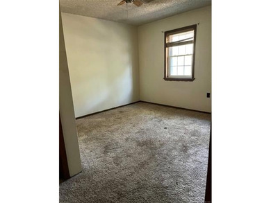 With some TLC this home could have it all! Located in Arrowhead - photo 15