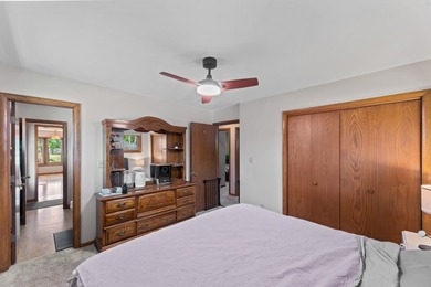 Live your BEST life in this Oconomowoc ranch. Nothing beats the - photo 16