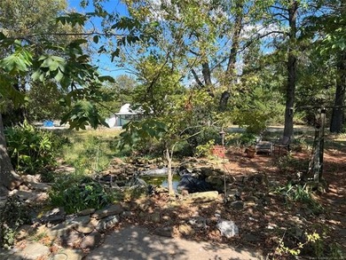 With some TLC this home could have it all! Located in Arrowhead - photo 20