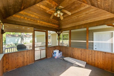 Live your BEST life in this Oconomowoc ranch. Nothing beats the - photo 25