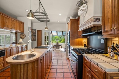 Welcome to the Saratoga Country Manor. Situated on a private and - photo 8