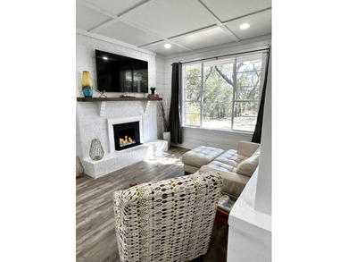 Water/Bay Views!** Fully Renovated** Luxury Home on .35 Acre - photo 15